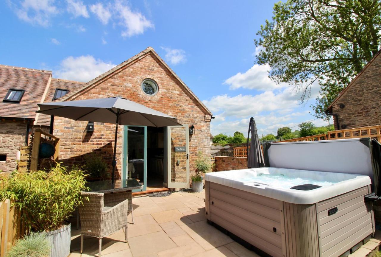 The Forge - Beautiful Contemporary Barn - Hot Tub Villa Bridgnorth Buitenkant foto